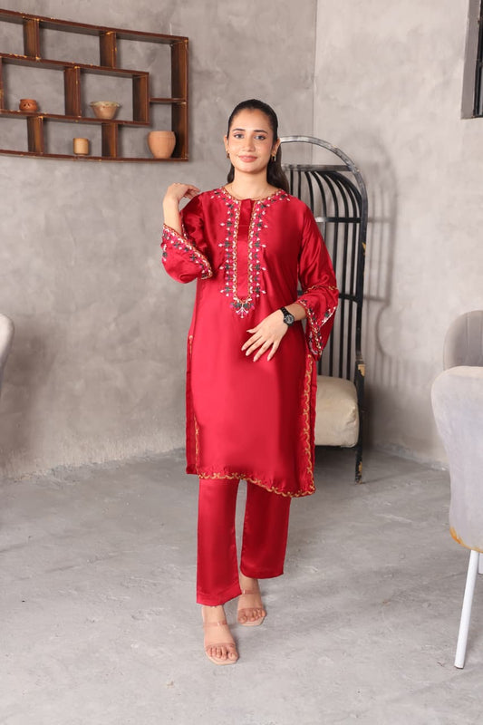 Border line’s silk 2 piece dress 👗