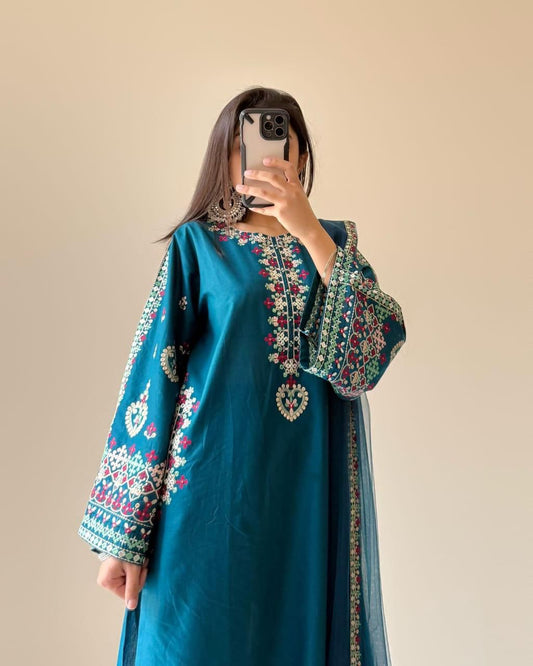 3 PIECE SET WITH CHIFFON DUPATTA